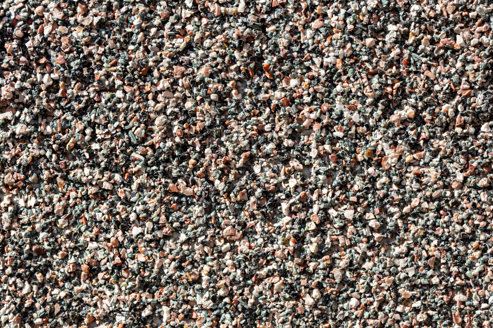 Tar and Chip vs. Asphalt: Choosing the Right Solution for Your Driveway