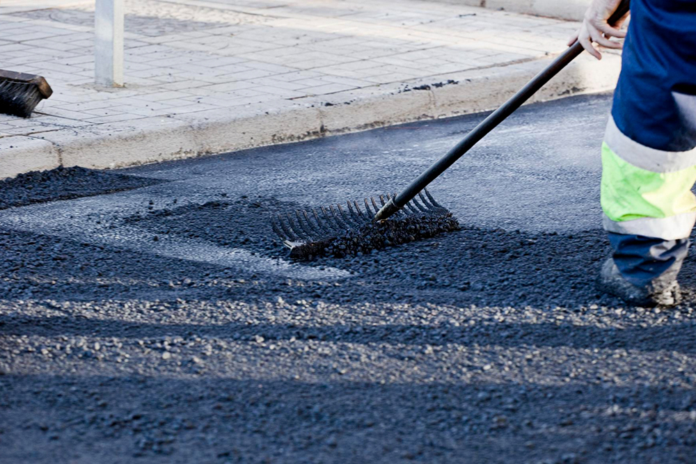 The Importance of Regular Asphalt Maintenance: Your Guide to Sealcoating