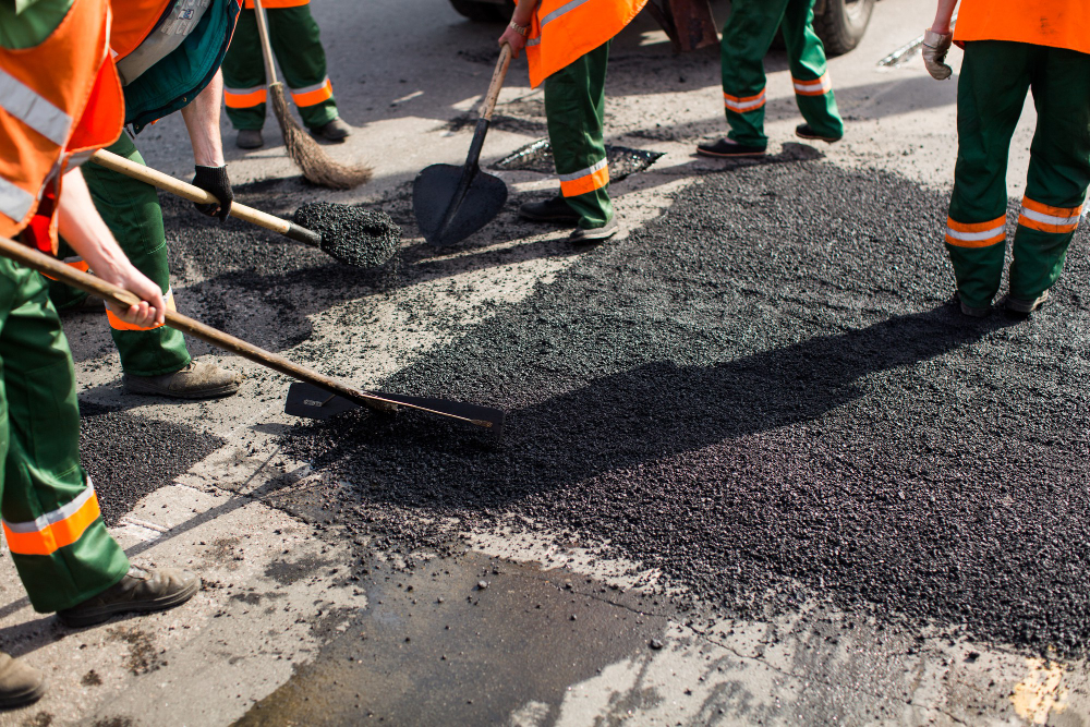 The Best Time of Year for Asphalt Paving