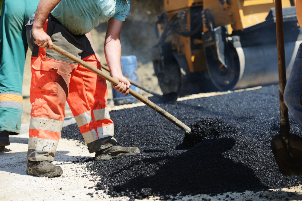 The Ultimate Guide to Asphalt Paving Maintenance