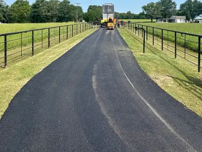 Residential asphalt paving & maintenance