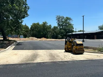 Commercial asphalt paving & maintenance