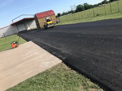 Residential asphalt paving